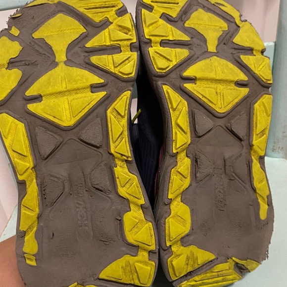 ****SOLD******Hoka Stinson ATR 6 Size 8 Women’s Purple Sneakers. - Picture 7 of 9